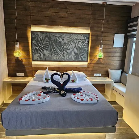 Elixir Aparthotel 3*